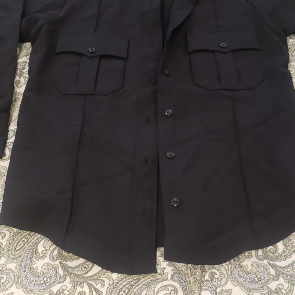 Clothes - Picture 2 of 4